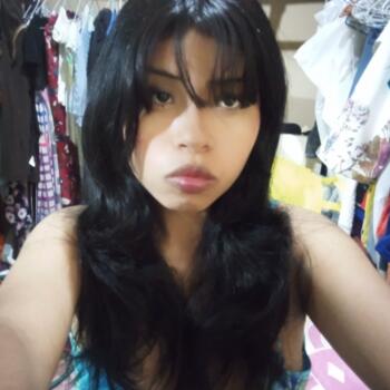 Babysitter in Bugaba: Paola