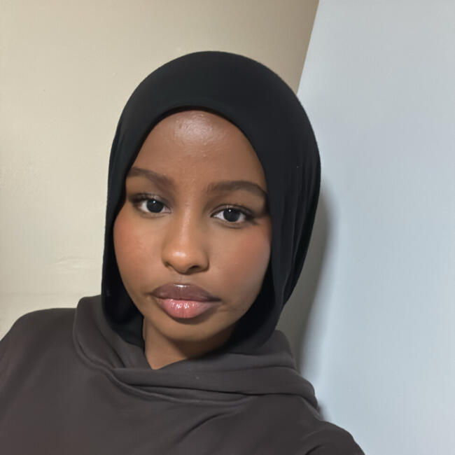 Babysitter in London: Hani