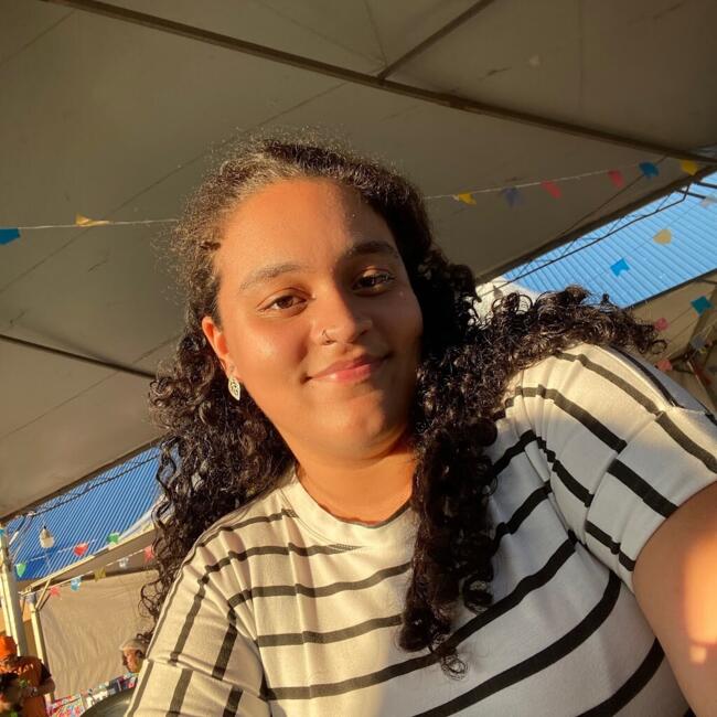 Babá em Jacareí: Alana