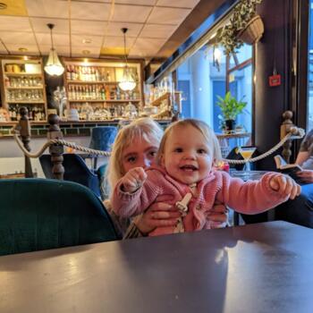 Babysitter in Saint Agnes: Ellen