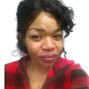 Babysitting job in Clarksville: babysitting job Brittany