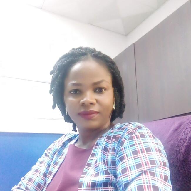 Babysitter em Lisboa: Kehinde