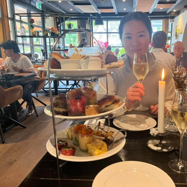 Oppaswerk in Capelle aan den IJssel: Zhang