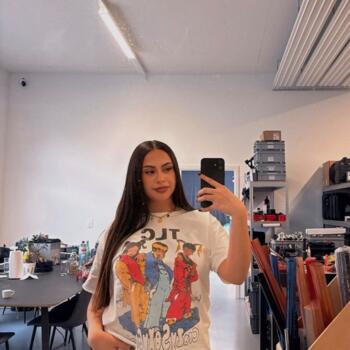 Babysitter in Sugnens: Erika gabriela
