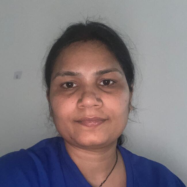 बंगलौर में बेबीसिटिंग की नौकरी: Hema