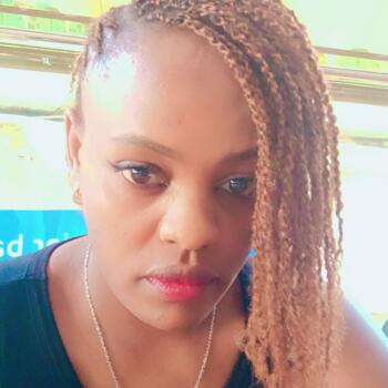 جليسة أطفال في دبي: Elizabeth