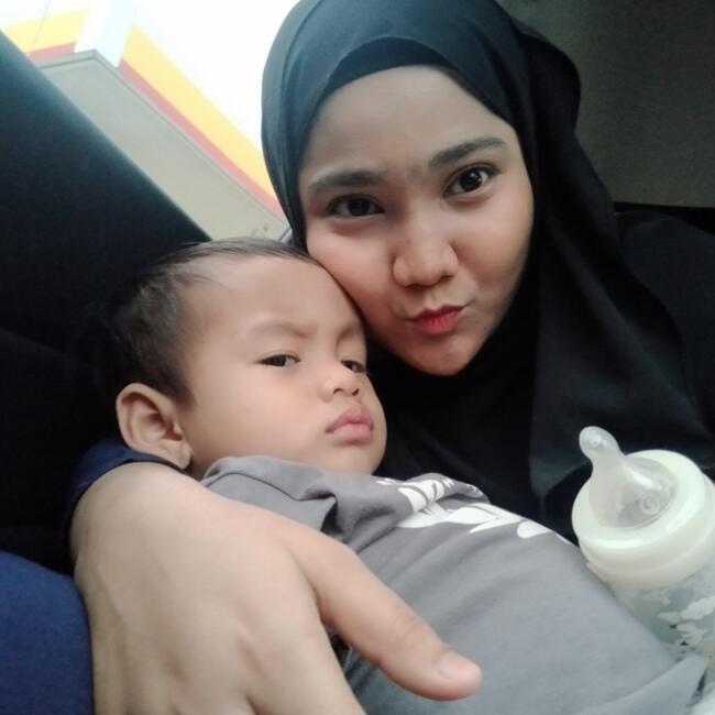 Pengasuh di Teluk Panglima Garang: Nursyazwani