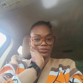 Babysitter in Bolton: Olabisi