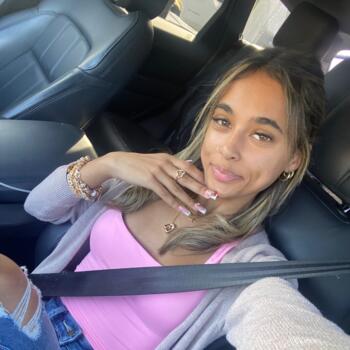 Babysitter in West Palm Beach: Adrianna