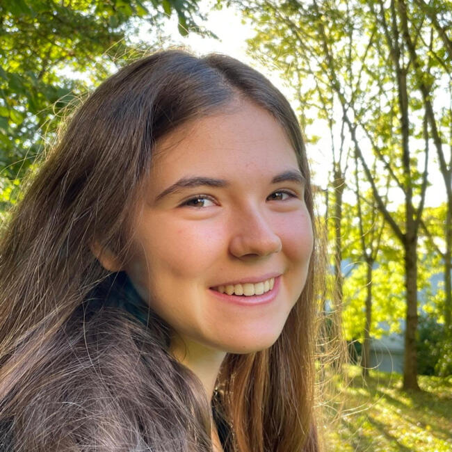 Babysitter in Linas: Clara