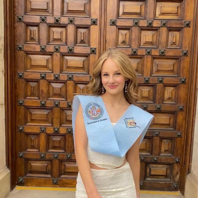 Tata a Zurigo: Laura