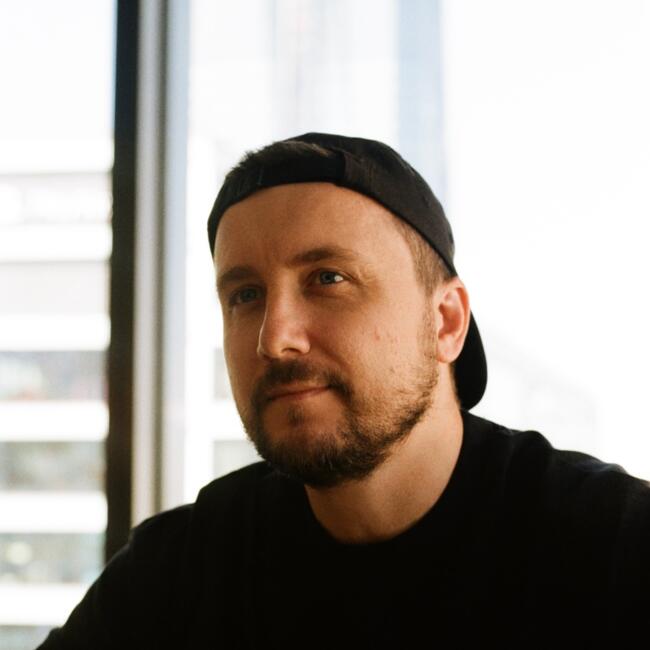 Praca dla opiekunki do dziecka w Warszawa: Oleksandr