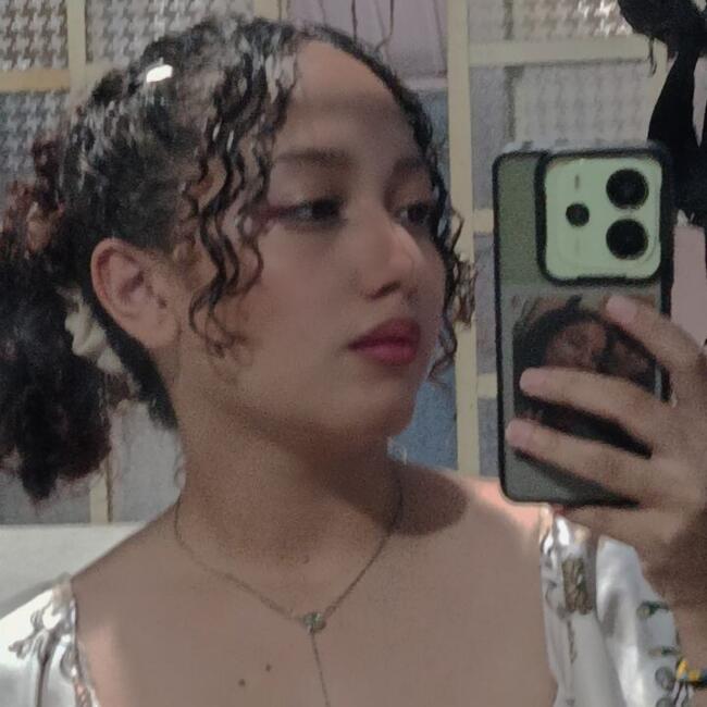 Babysitter in Aparecida de Goiânia: Emily