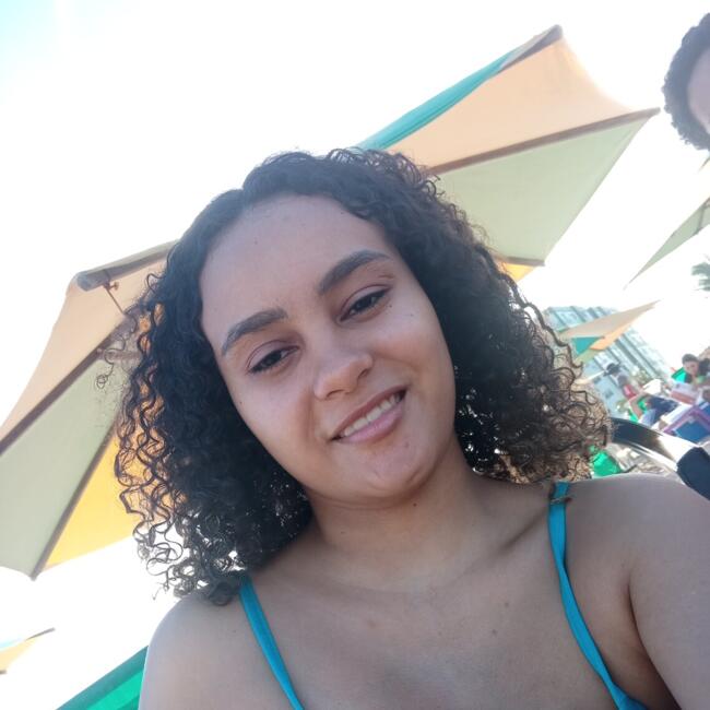 Babysitting job in João Pessoa: Emilly