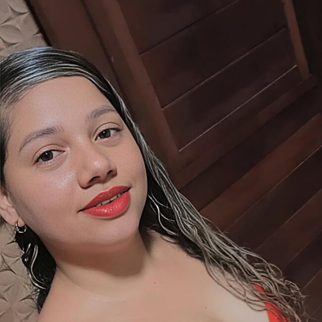 Emprego de babá em Natal: Rayane
