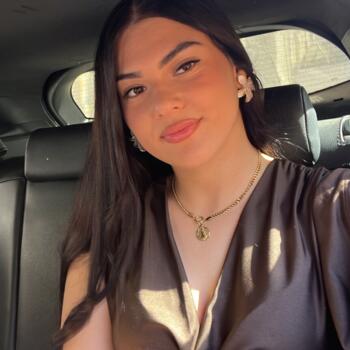 Canguro Sevilla: Inés