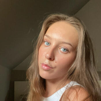 Bébiszitter Tököl területén: Zoé