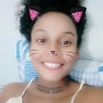 Babysitter Maceió: Juliani