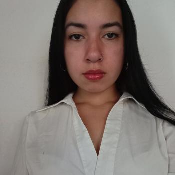 Babysitter in Temperley: Amara
