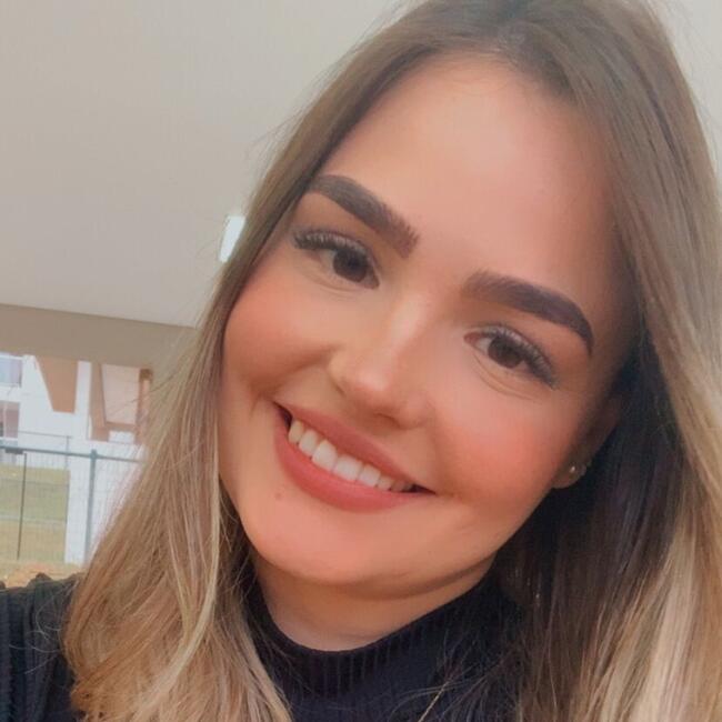 Babá em Vinhedo: Rebeca