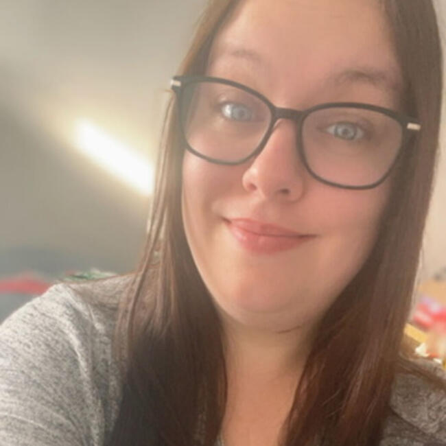 Babysitter in Saint-Jean-sur-Richelieu: Julie