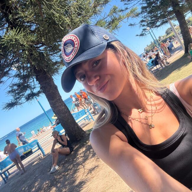 Babysitter in Sydney: Clara