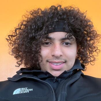 Babysitter in Champs-sur-Yonne: Imad