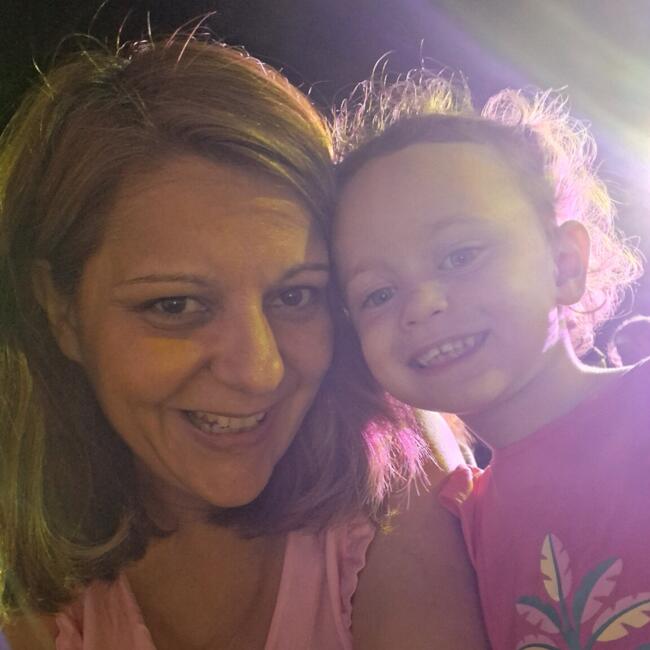 Babysitting job in Athens: Εύη