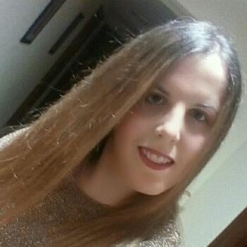 Nanny Zaragoza: María
