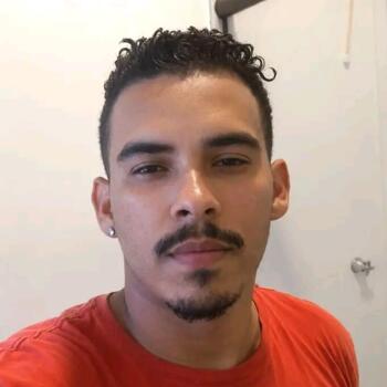 Babysitting job in Campinas: Carlos