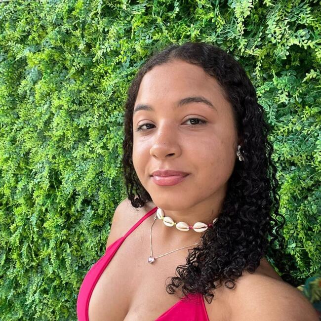 Babysitter in Marabá: Nycole