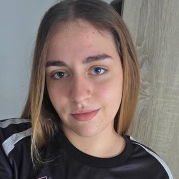 Babysitter in Huelva: Carla