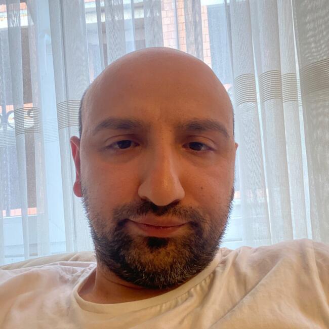 Babysitting job in Istanbul: Hakan