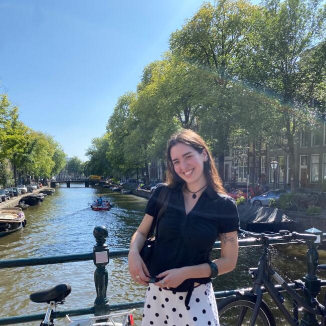 Babysitter in Saint-Gilles: Clara