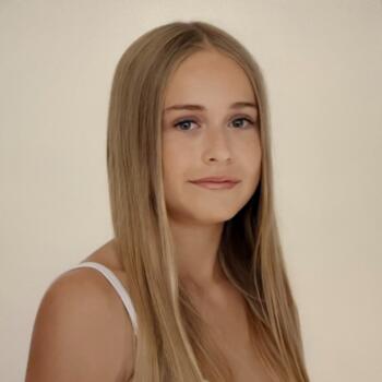 Babysitter i Frederikssund: Nova