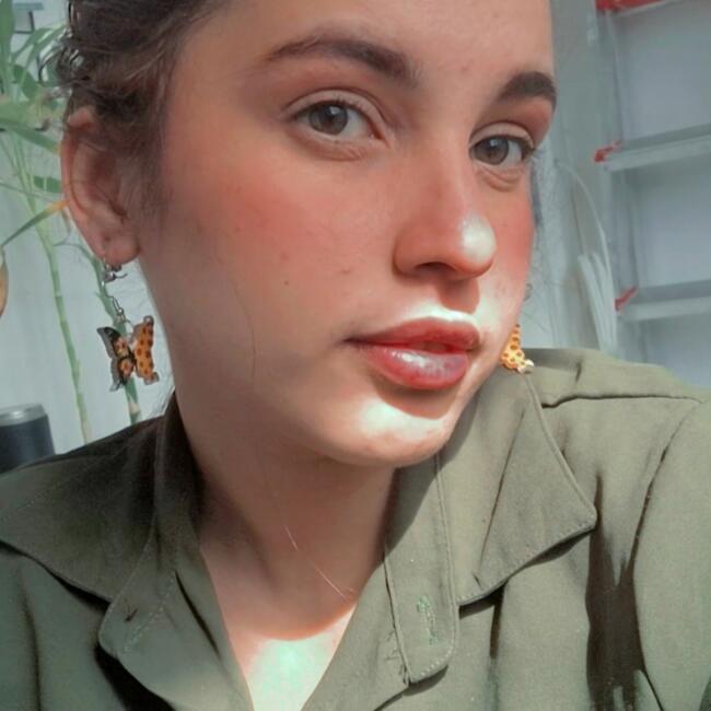 Babysitter in Jandira: Laury