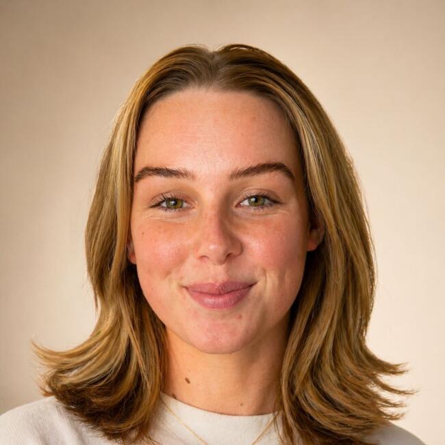 Babysitter a Tauranga: Laura