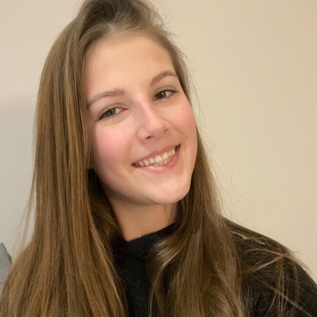 Babysitter in Eschbourg: Léane