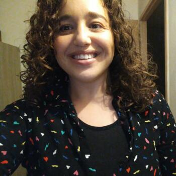 Babysitter in Martigues: Ines