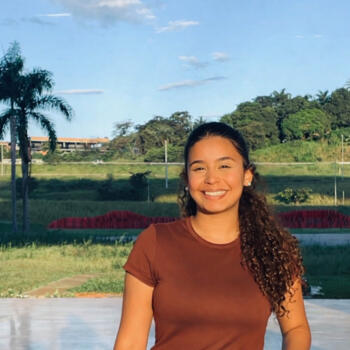 Babá em Vespasiano: Luiza