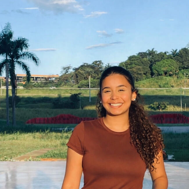 Babá em Vespasiano: Luiza