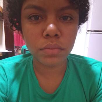 Babysitter in Machala: Julieth