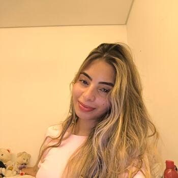 Babá em Suzano: Ariane