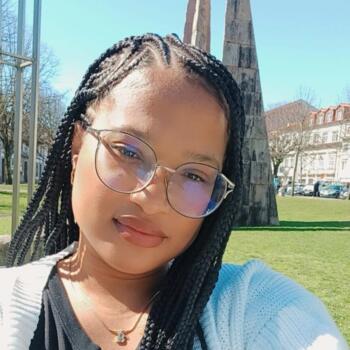 Babysitter in Braga: Bruna