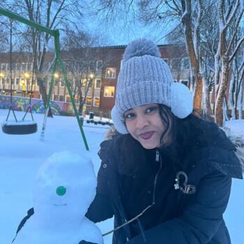 Barnvakt Skärholmen (Stockholms län): Nusrat