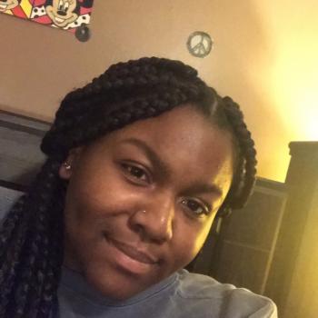 Babysitter Greensboro: Kiara