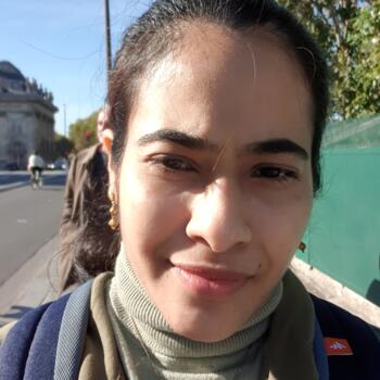 Babysitter em Vila Real de Santo António: Elizabeth