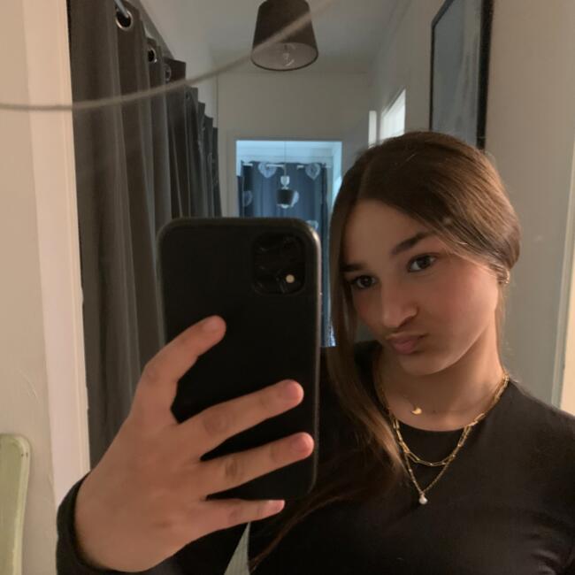 Babysitter in Bayonne: Marie