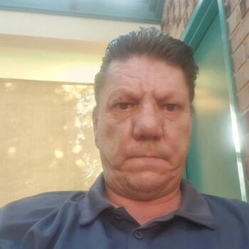 Babysitting job in Forster: babysitting job Attila