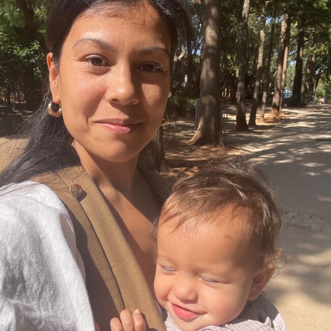 Trabalho de babysitting em Sintra: Jade